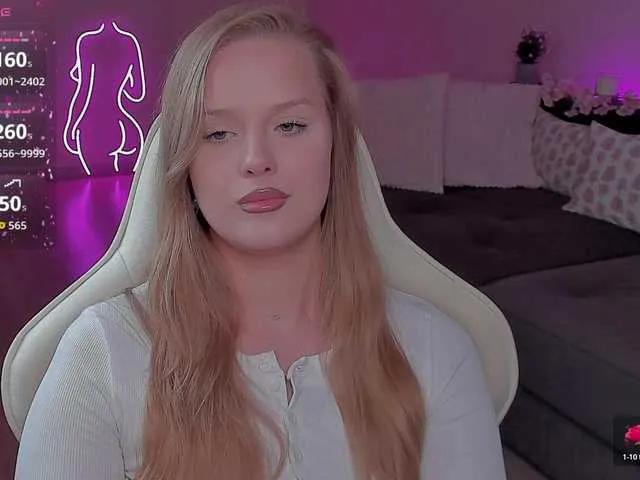 Watch CristalWilliams, she wants to masturbate for you CristalWilliams from BongaCams
