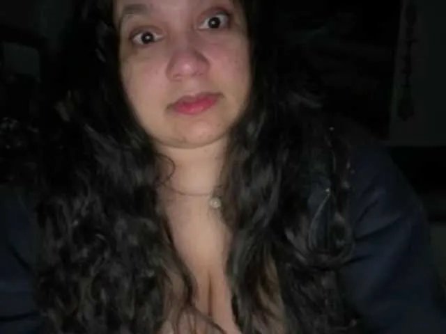 DUMBHOEMELANIE from BongaCams