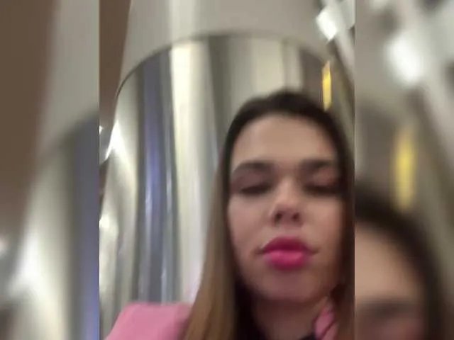 GiaVibey from BongaCams