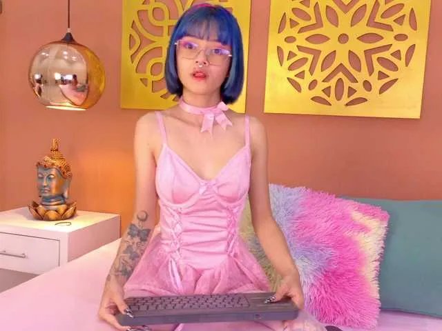 Model Hikary-miyamoto