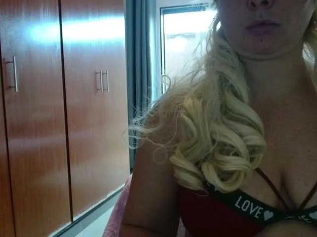 Jussara-Milf from BongaCams