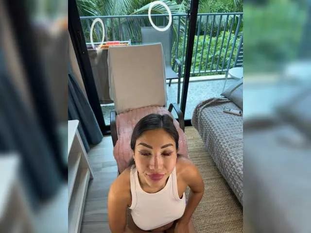 Checkout BongaCams's Lean-lie lean-lie from BongaCams