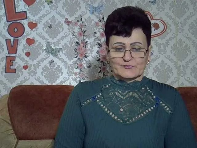 PaulaGolden from BongaCams