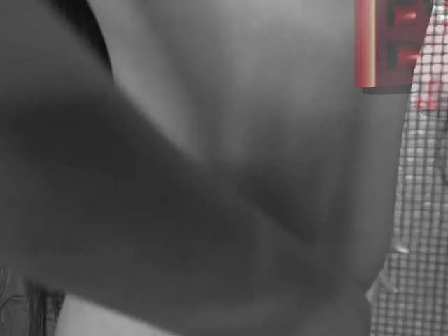 QueenAfina from BongaCams