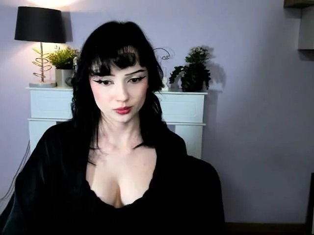 soft-denise from BongaCams