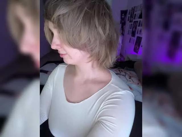 tamagotchigirl from BongaCams