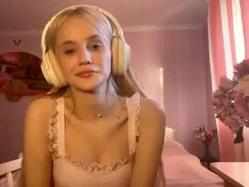 bebravee from Chaturbate