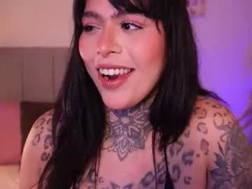 curvyliciouss from Chaturbate