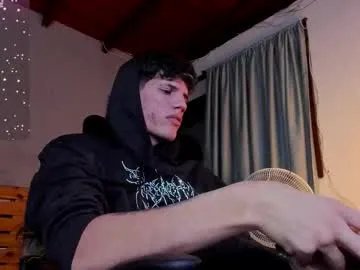 daviid_huge from Chaturbate