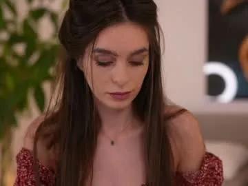 dovia from Chaturbate