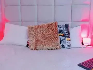 hecate1_ from Chaturbate