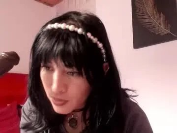 isis_diosa from Chaturbate