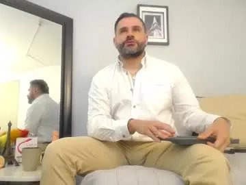 jonas_beard1 from Chaturbate