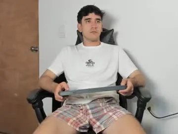 leo_jones389 from Chaturbate