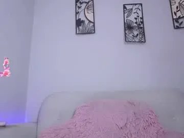 loveegirll from Chaturbate