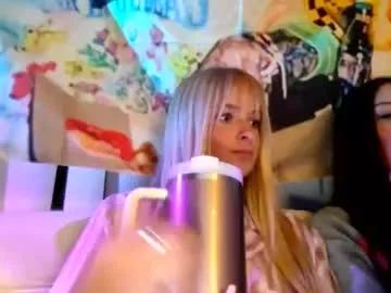 lunaskyexo from Chaturbate