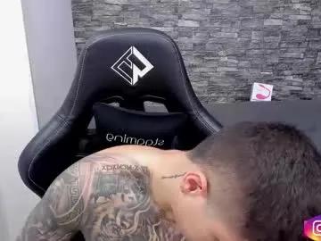 mathew_wolf4 from Chaturbate