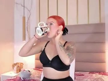 melanieroux from Chaturbate