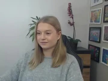 mysteryericax from Chaturbate