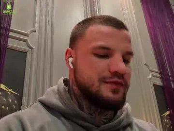 oliversport from Chaturbate