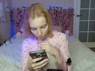 pink_lila18 from Chaturbate