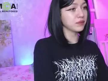 queenofwandss from Chaturbate