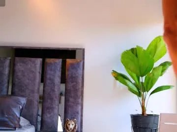 santin_seans from Chaturbate