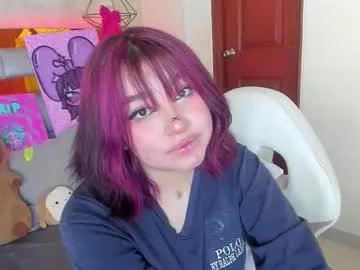 sophievv from Chaturbate